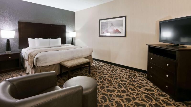 King Room - Non-Smoking image 2