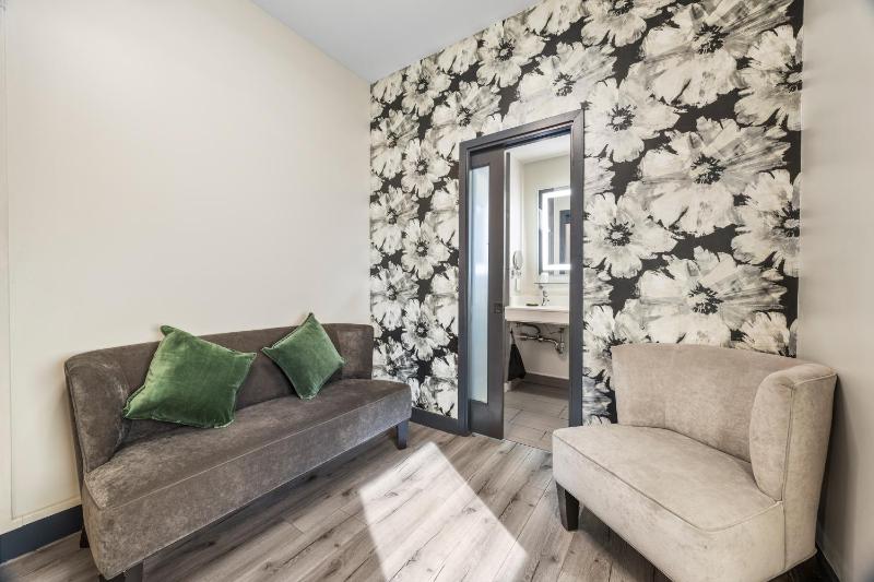 Hotel EPIK - image 8