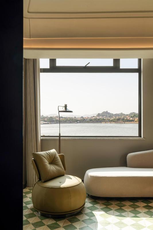 Xiamen Lujiang Harbourview Hotel-panoramic sea views over Gulangyu - image 2