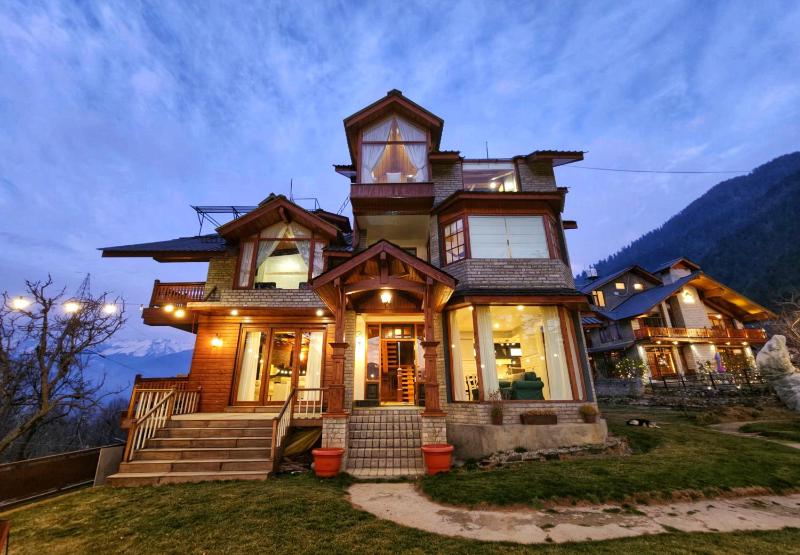Hygge Home Manali - image 33