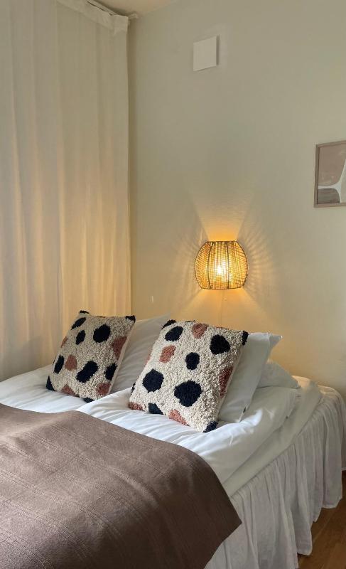 Economy Double Room image 3