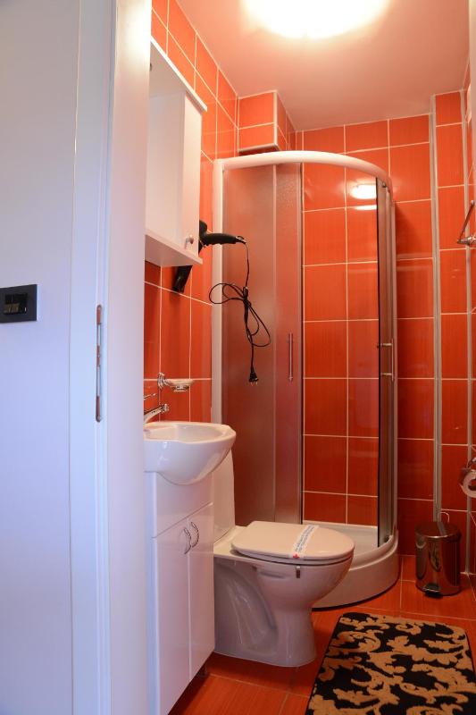Standard Triple Room image 3