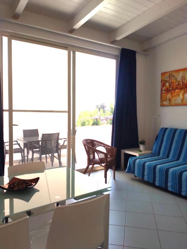Family Apartment (2 Adults + 2 Children) with Garden View image 4