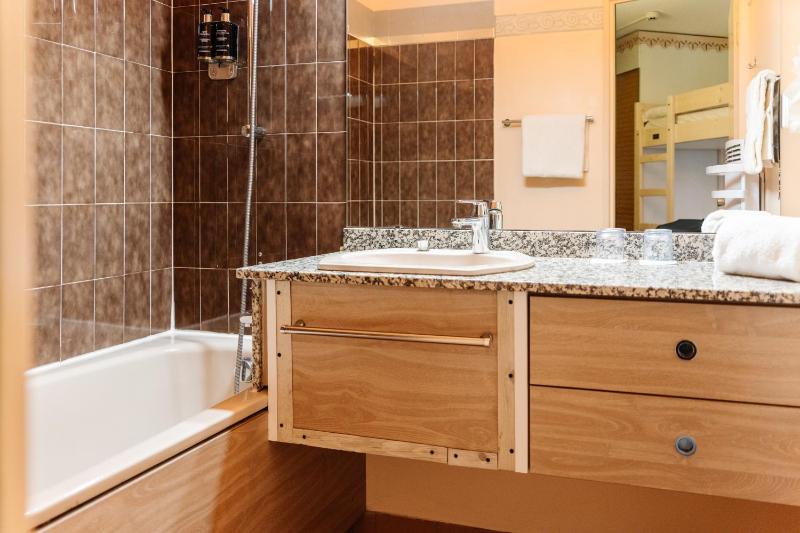 Privilege Double Room with Balcony - Lake View image 3