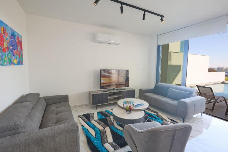 Protaras Aqua Pearl Villa AQ12 - image 11