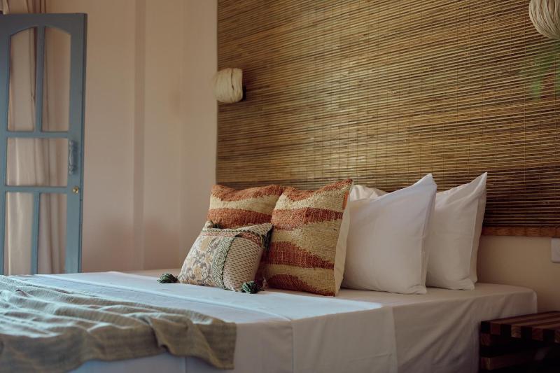 Gitano Surf Ahangama Beachfront - image 12