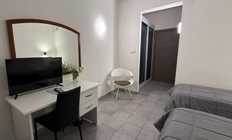 Superior Single Room image 4