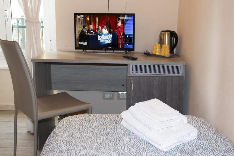 ALBERGO LOCANDA DIANA - image 35