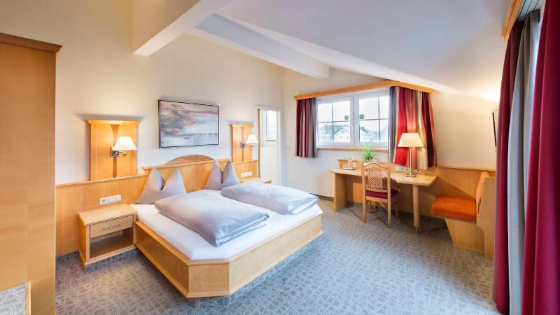 Standard  Double Room image 1