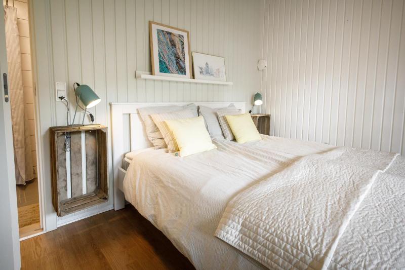 Triple Room with Private Bathroom image 4