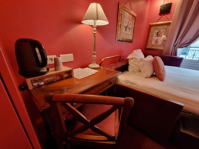 Quadruple Room image 3