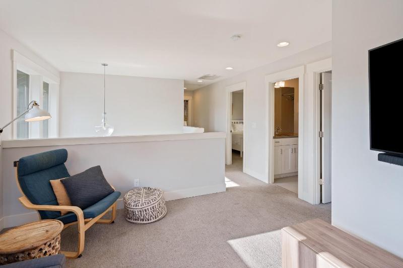 Apartment image 3