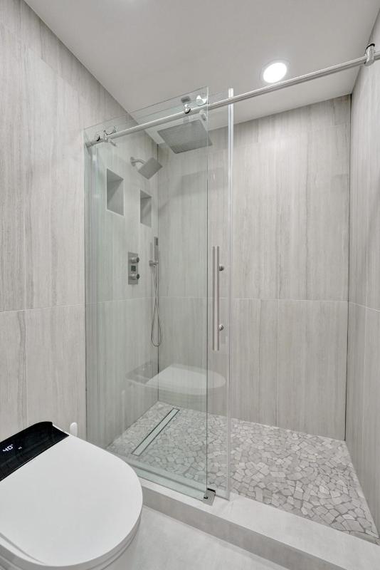 Luxury Oceanfront 3 Bedroom condo on the beach 16 Floor - image 26