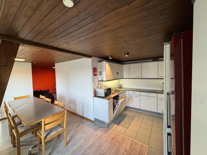 One-Bedroom Apartment image 4