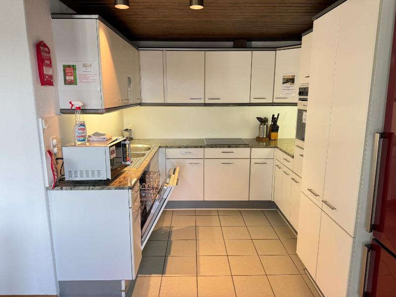 One-Bedroom Apartment image 3