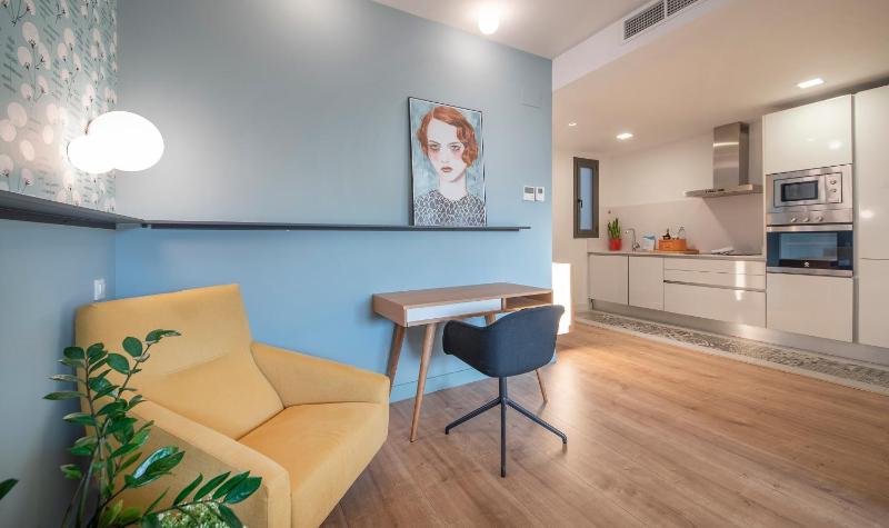 Central One bedroom apartment You Stylish Apartments - image 10