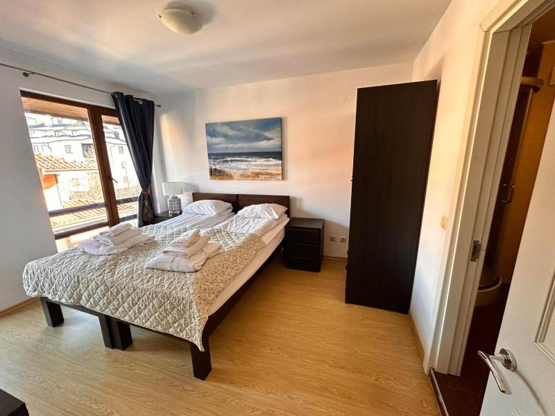 Two-Bedroom Apartment with Terrace image 4