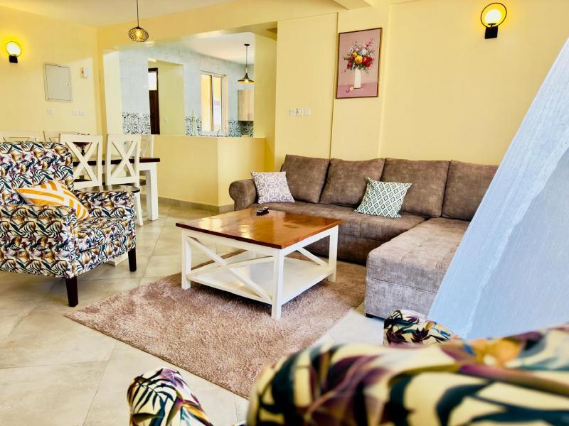Three Bedroom Apartment Around QuickMart - image 6