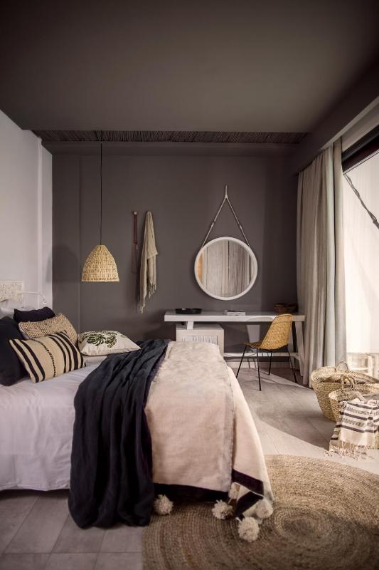 Deluxe Twin Room with  premium veranda image 2