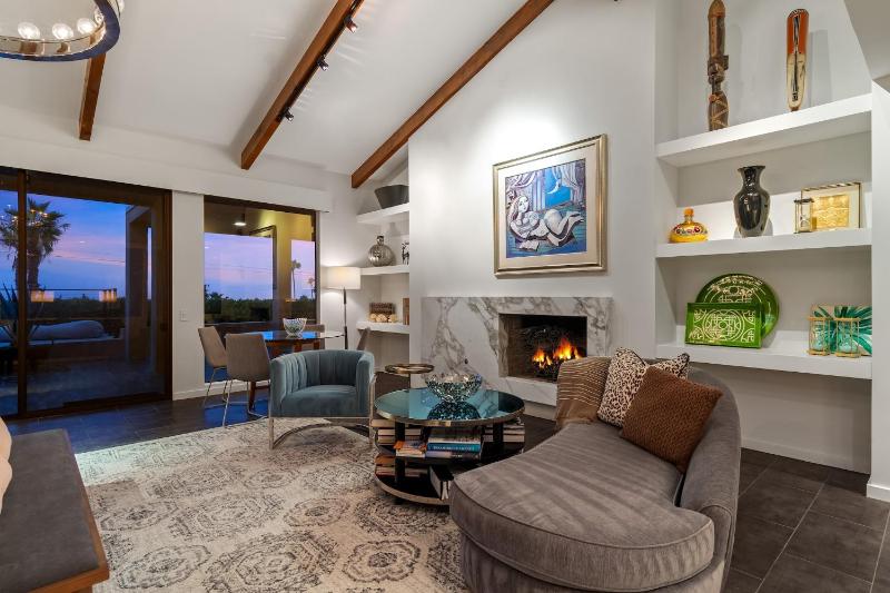 Palm Springs Confidential - image 44