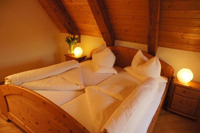 Double Room image 2