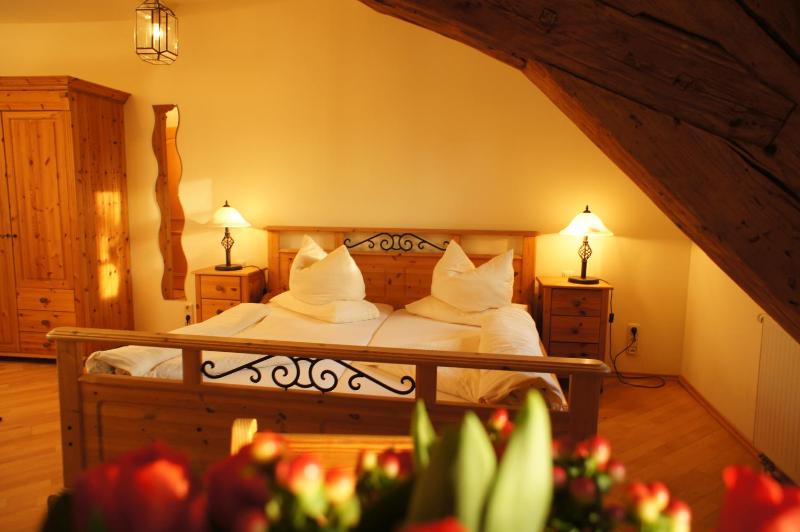 Deluxe Double Room image 2