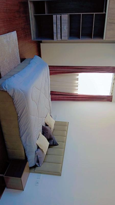 Airport bed and breakfast apartment - image 8
