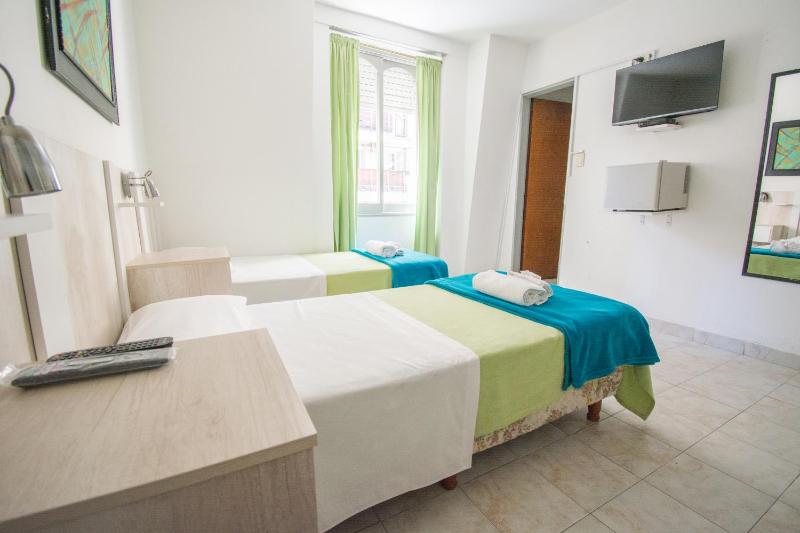 Hotel Dos Mundos - image 10