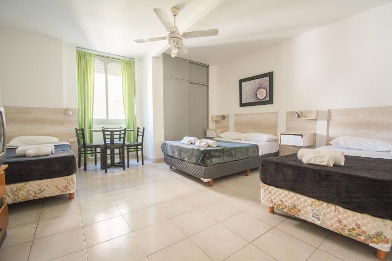 Hotel Dos Mundos - image 4