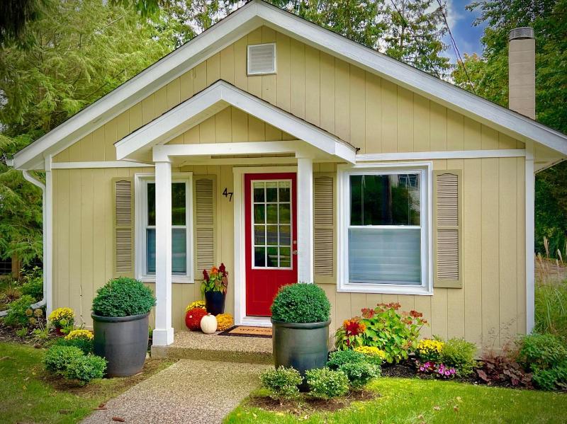 Three-Bedroom Villa image 1