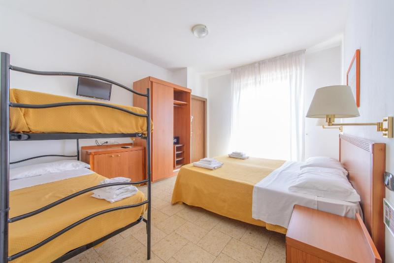 Hotel Avana Mare - image 25
