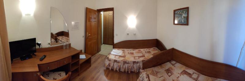 Deluxe Double Room image 2
