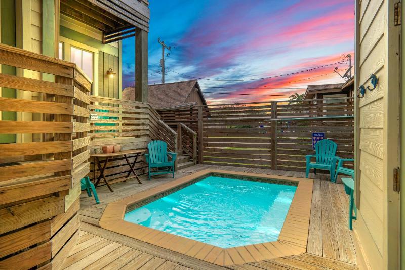 The Oyster House - Pet Friendly! GOLF CART INCLUDED! - image 17