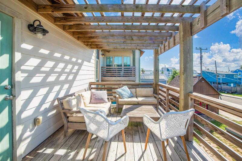 The Oyster House - Pet Friendly! GOLF CART INCLUDED! - image 19