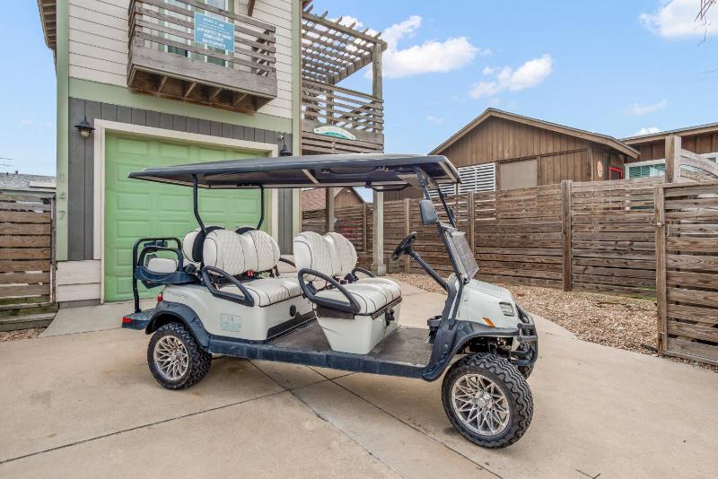 The Oyster House - Pet Friendly GOLF CART INCLUDED - image 2