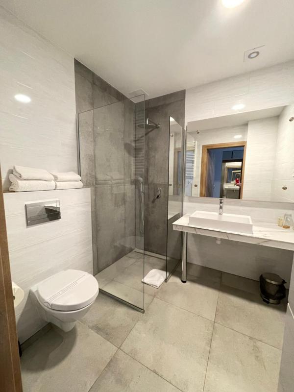 Superior Double Room image 2