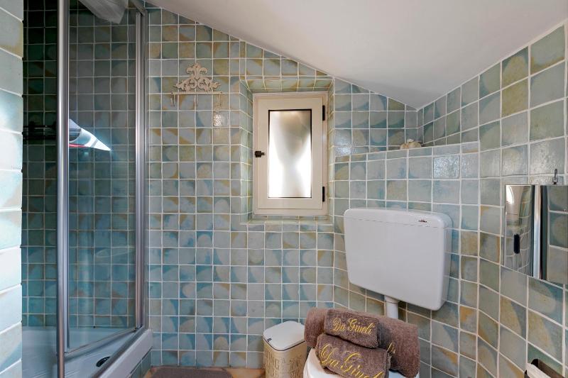 Large Double Room with Balcony and Sea view image 3