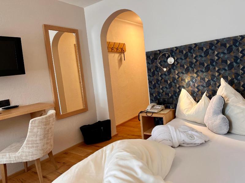 Single Room image 4
