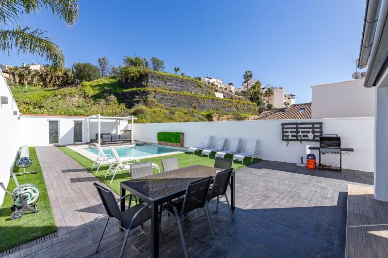 VB Camelia 5BR Villa w Pool - image 2