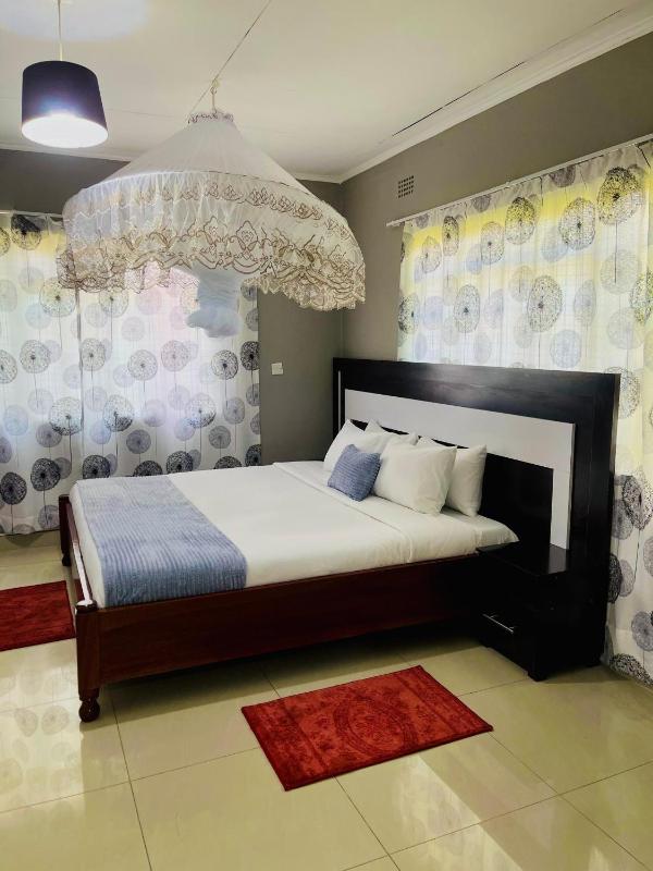 Homely Lodge And Apartments - image 8