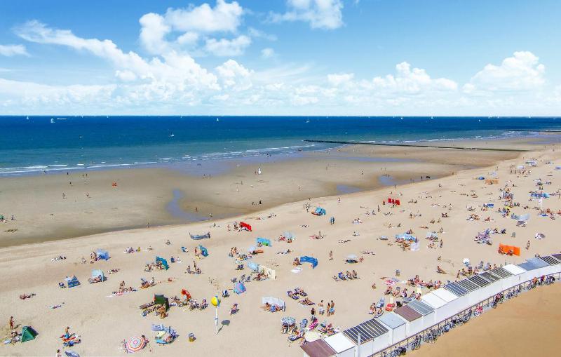2 Bedroom Nice Apartment In Oostende - image 15