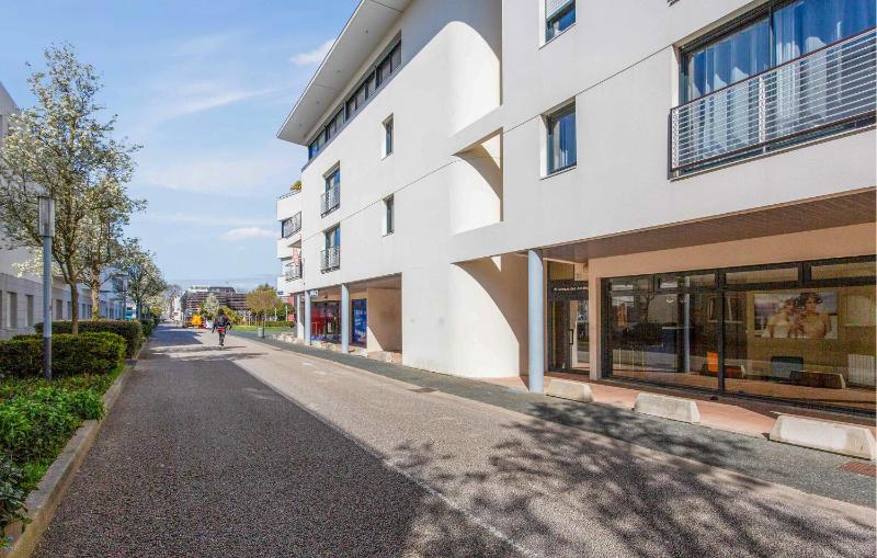 1 Bedroom Lovely Apartment In La Rochelle - image 10