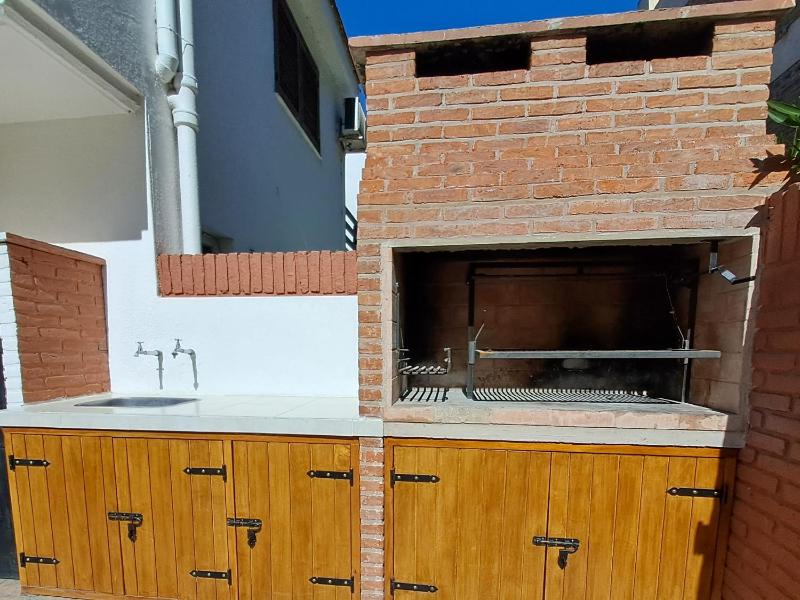 Duplex BESUGO con patio y parrilla - image 9