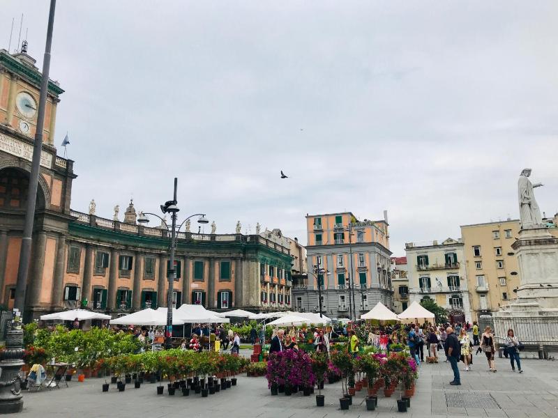 Studio Apartment image 2