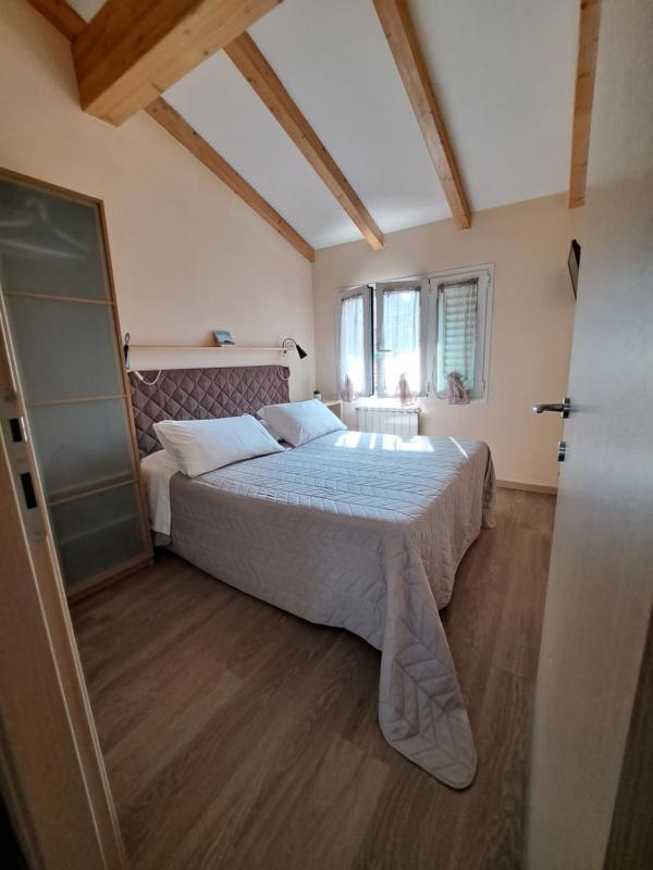 Burlamacco Gold - image 38