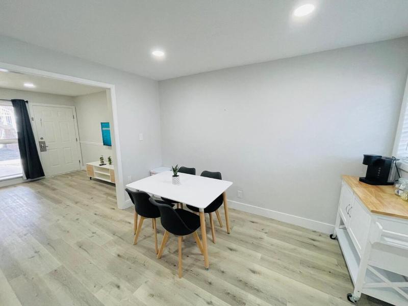 Apartment image 4
