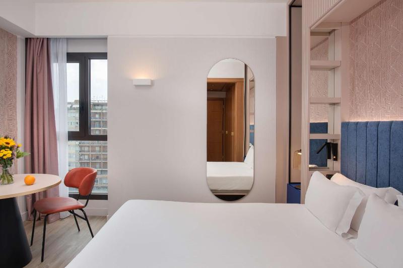 Superior Single Room image 1