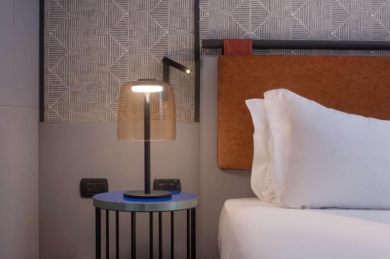 Superior Double or Twin Room image 3