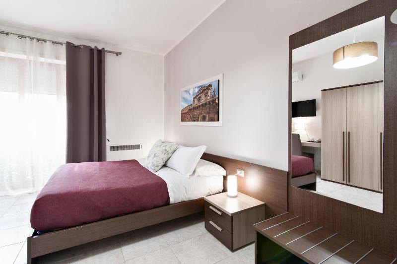 Comfort Quadruple Room image 3
