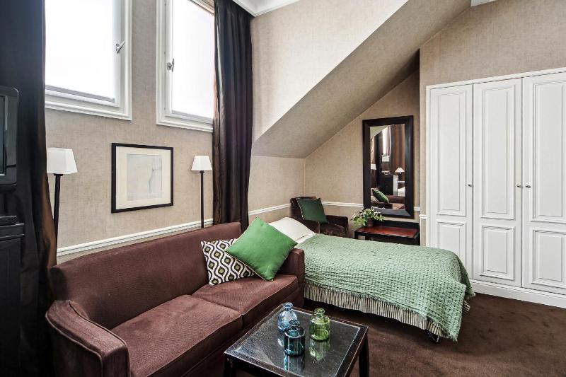 Two Connecting Double Rooms (5 people) image 3